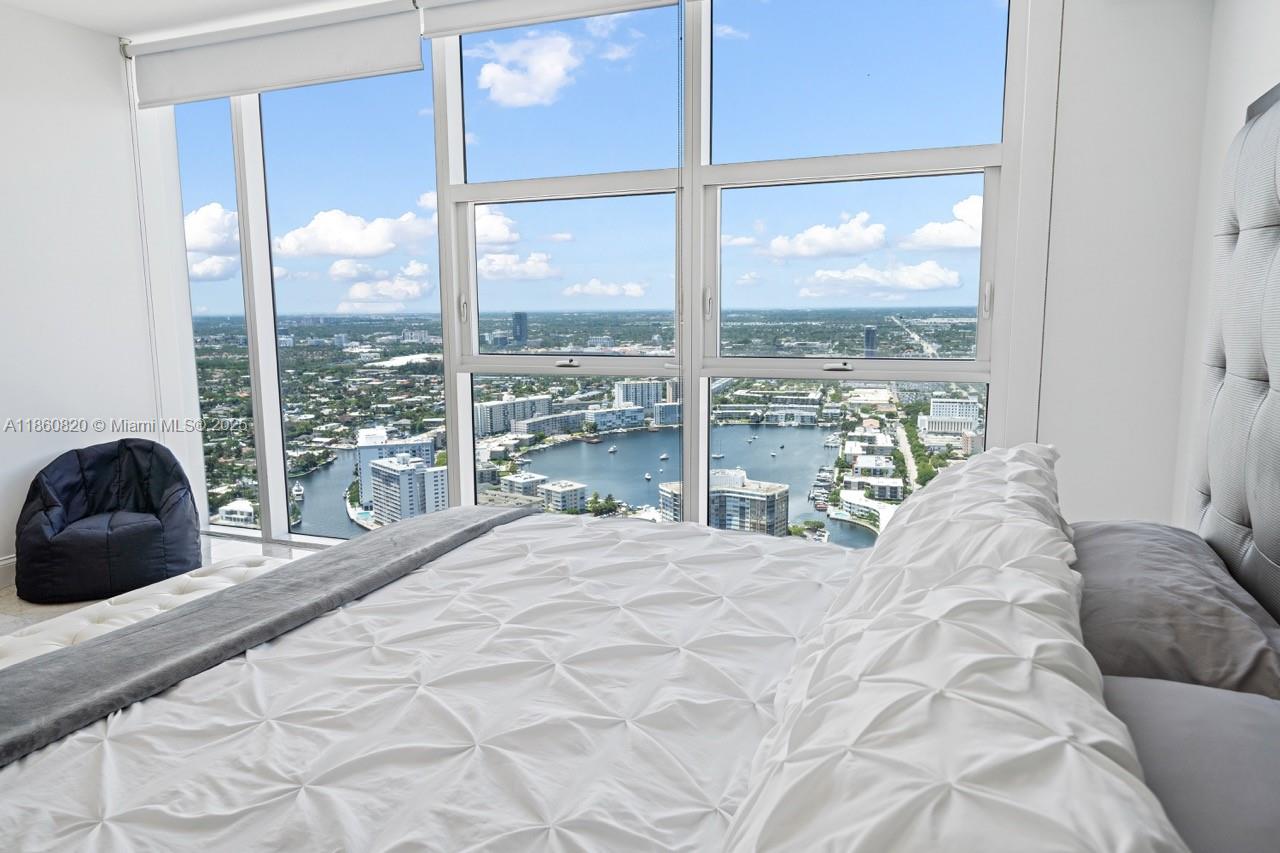 BEACH CLUB - Residential