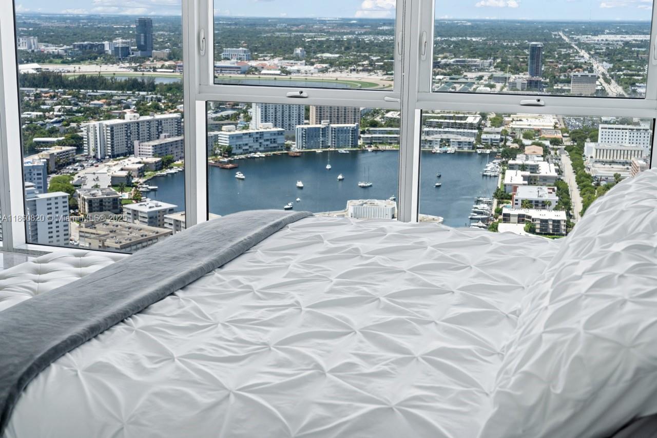 BEACH CLUB - Residential