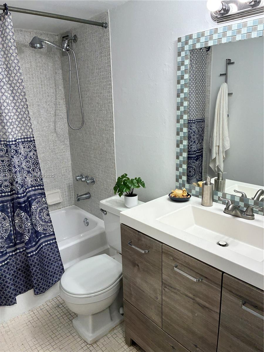 KEYSTONE TOWERS CONDO - Residential