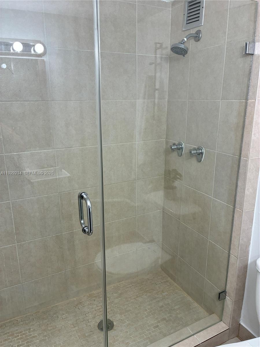 KEYSTONE TOWERS CONDO - Residential