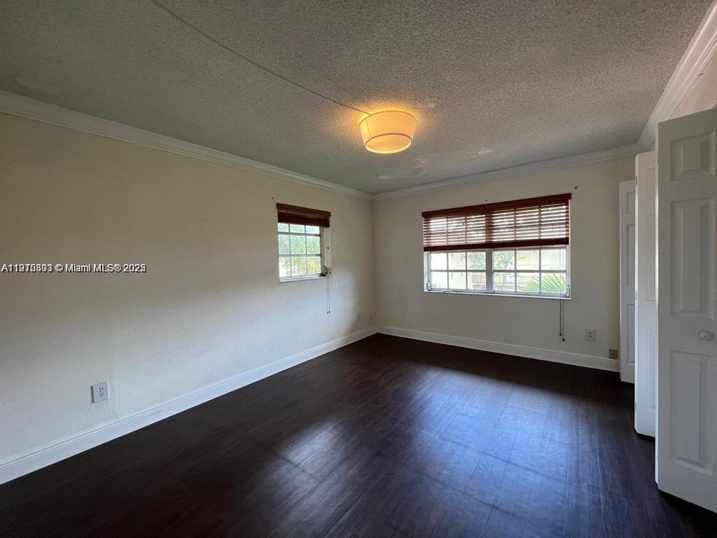 COURTYARDS AT KENDALL CON - Residential