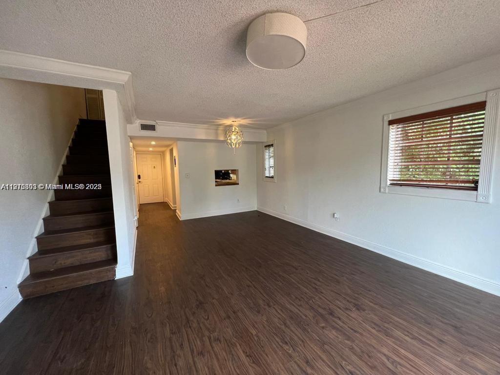 COURTYARDS AT KENDALL CON - Residential