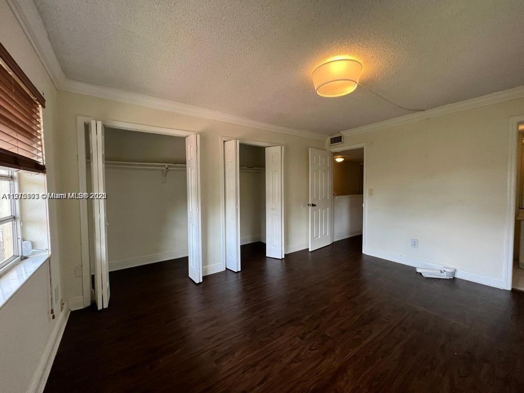 COURTYARDS AT KENDALL CON - Residential