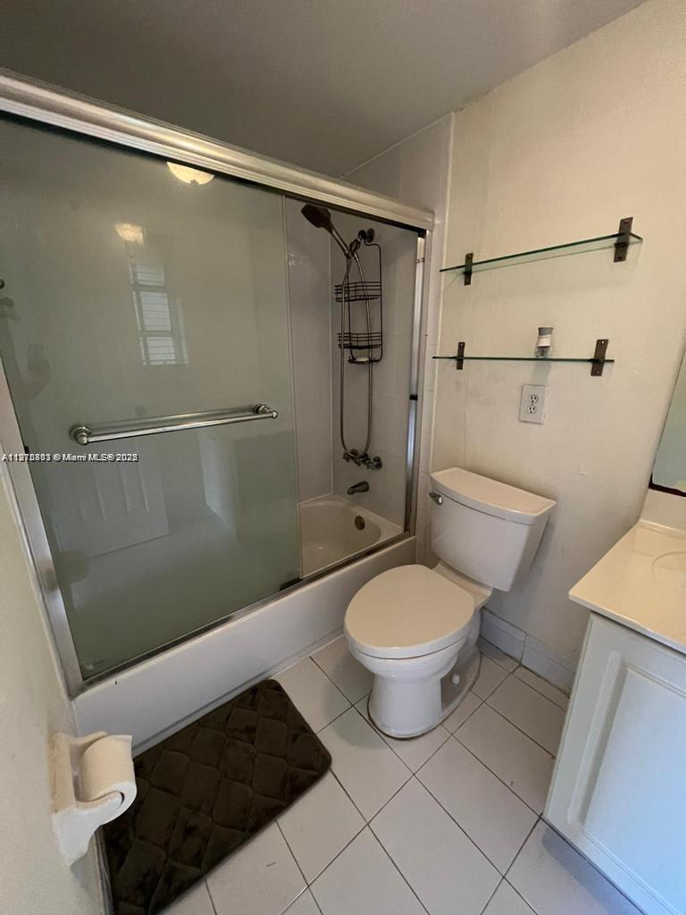 COURTYARDS AT KENDALL CON - Residential