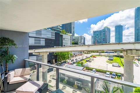 Tiny photo for 31 SE 6th St #702, Miami, FL 33131 (MLS # A12009524)