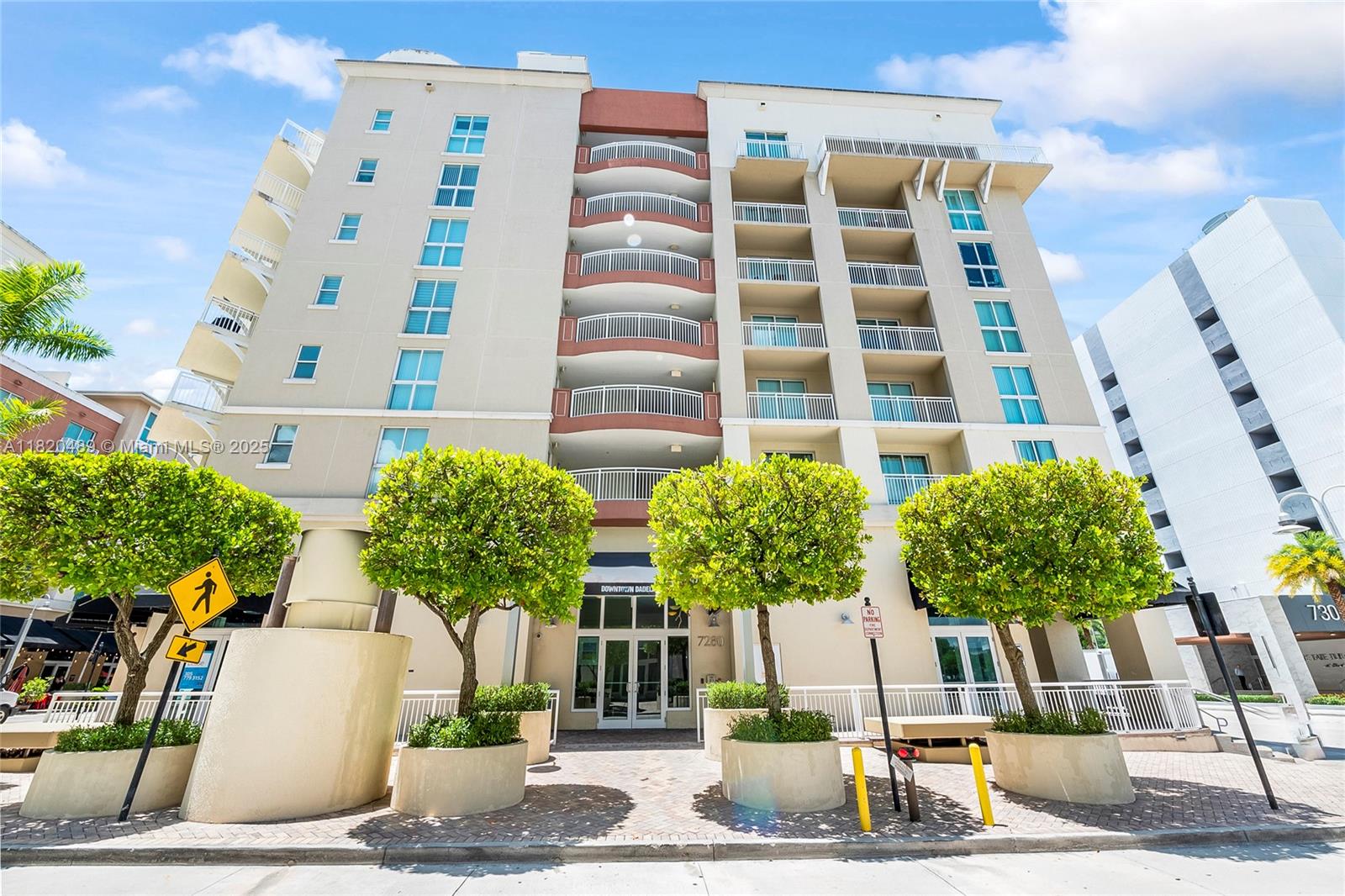 DOWNTOWN DADELAND CONDO N - Residential