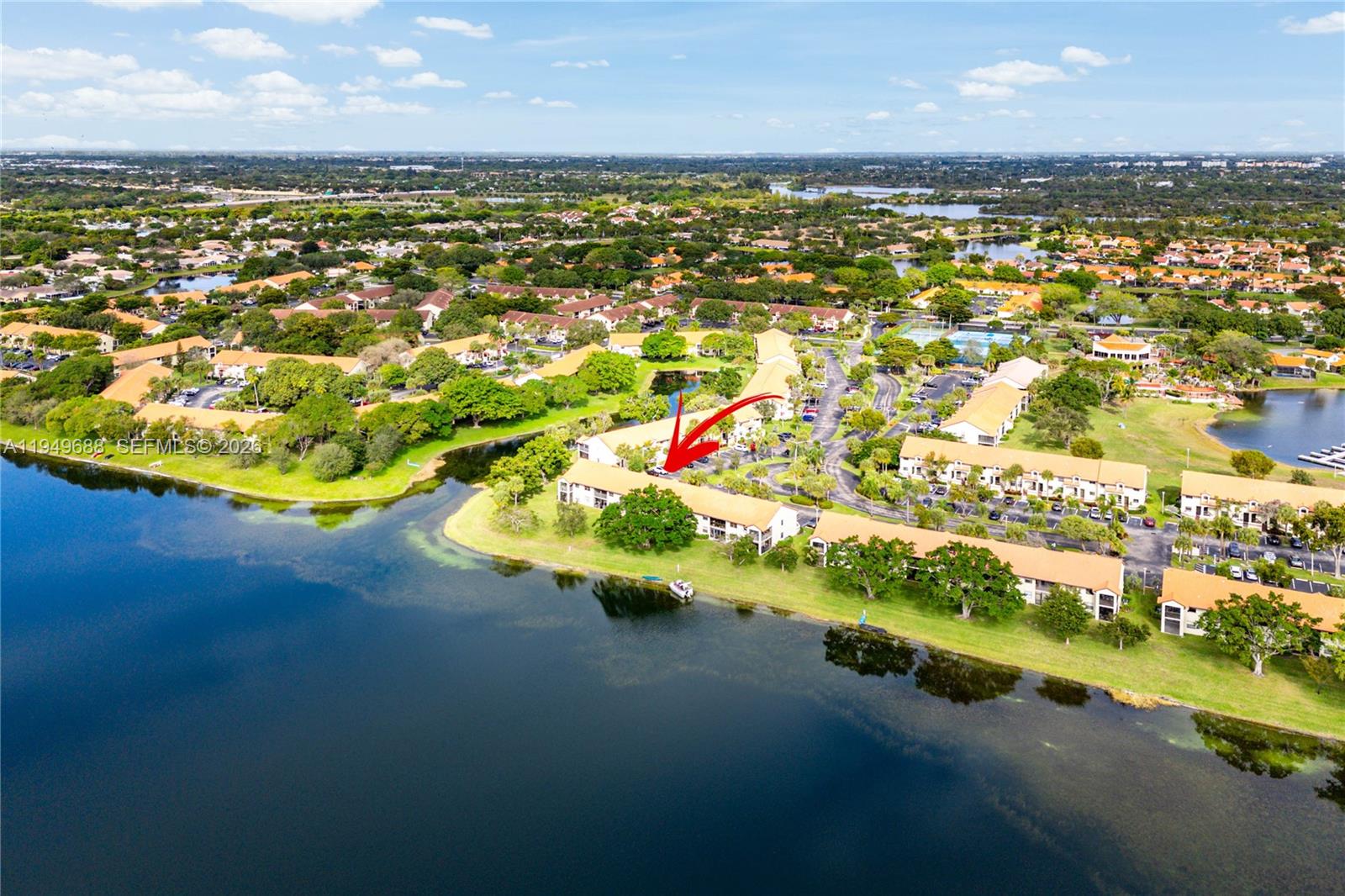 REPUBLIC SQUARE CONDO - Residential