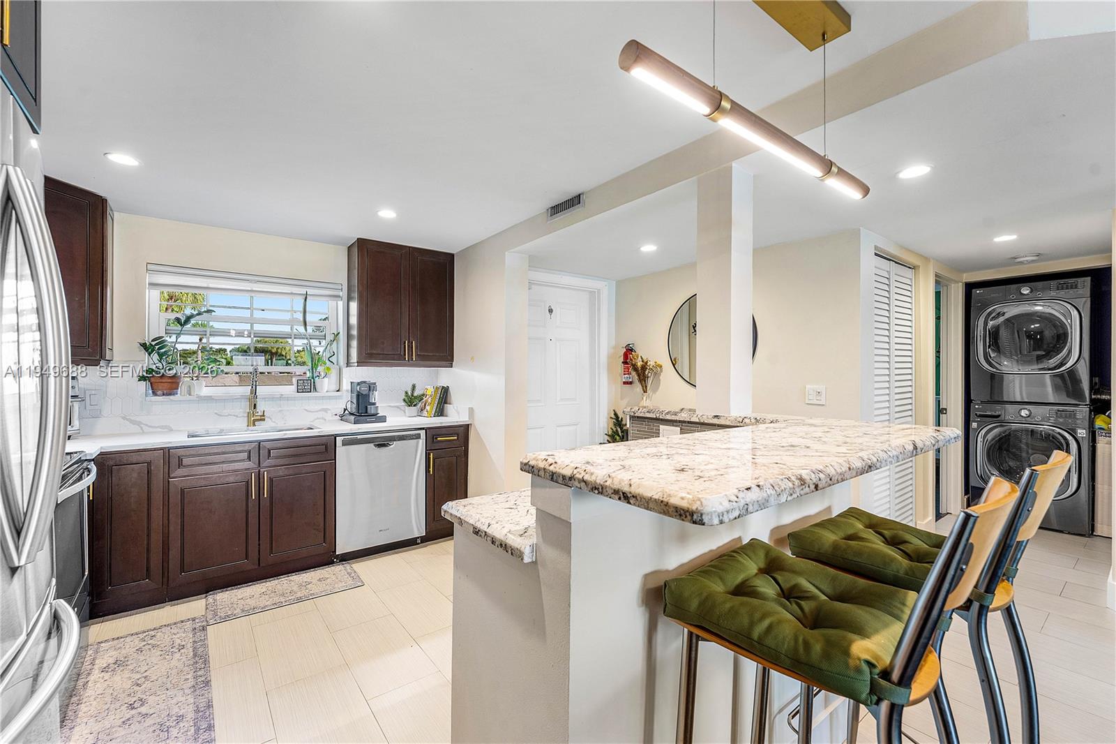 REPUBLIC SQUARE CONDO - Residential