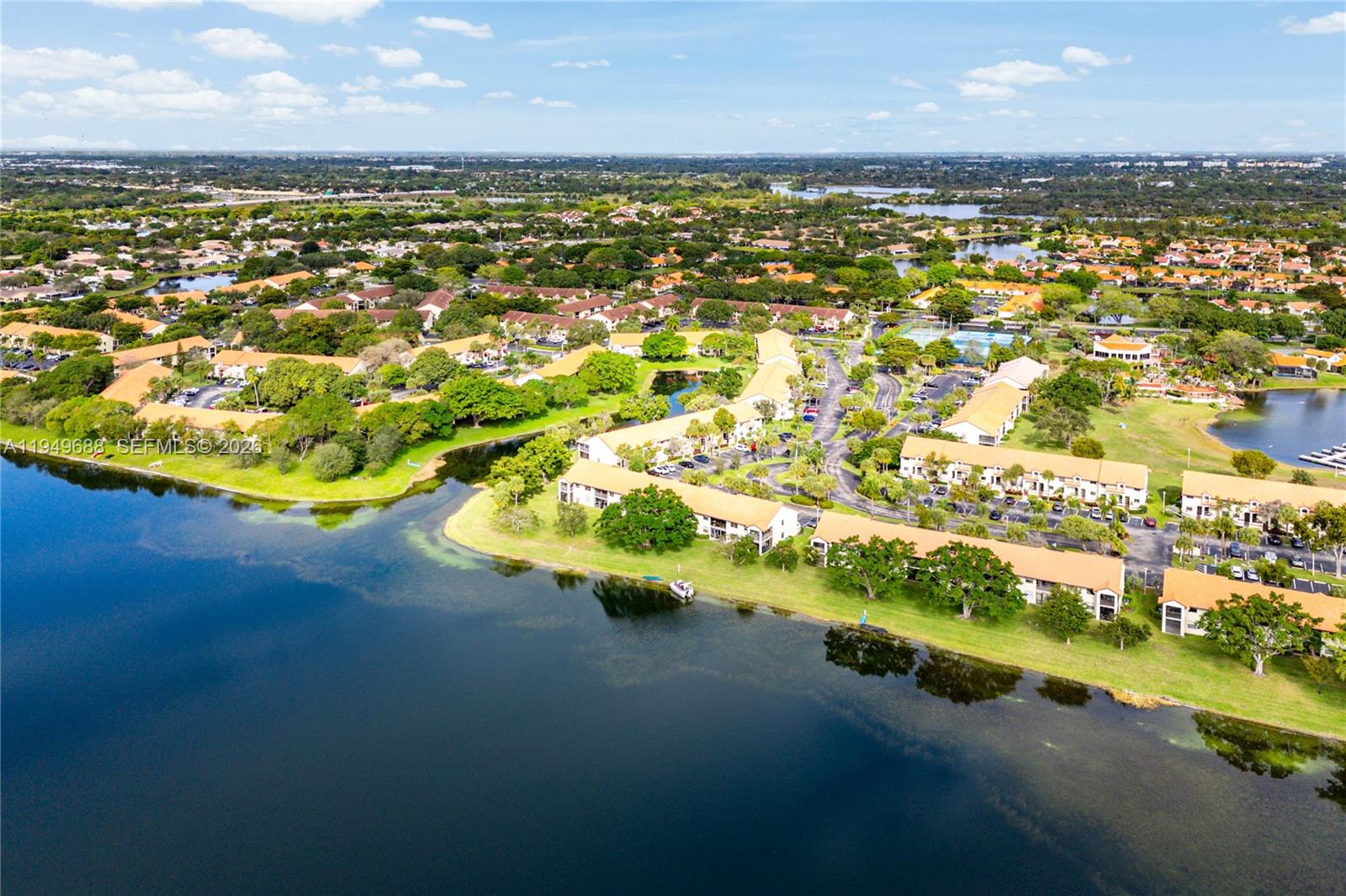 REPUBLIC SQUARE CONDO - Residential