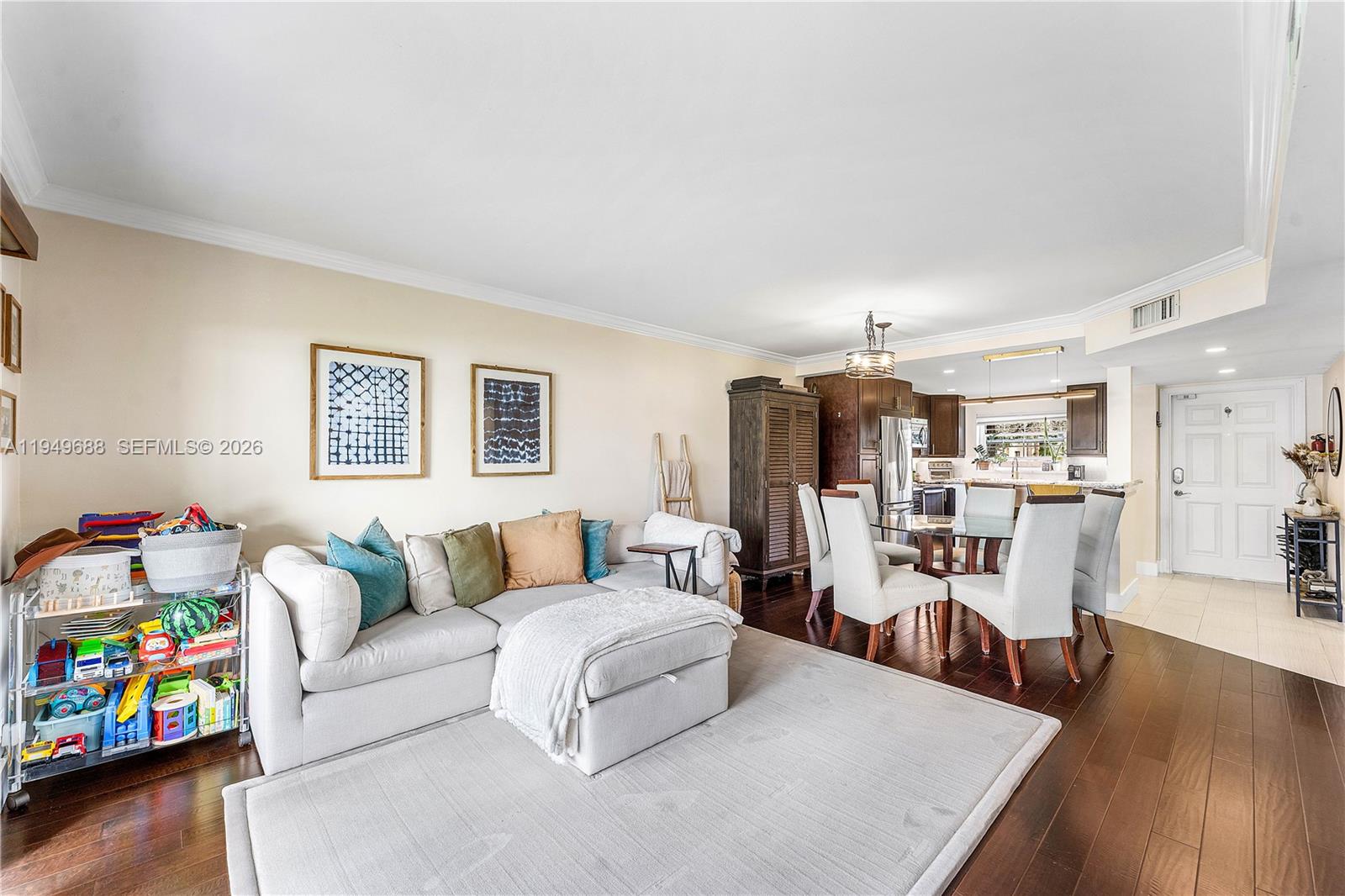 REPUBLIC SQUARE CONDO - Residential