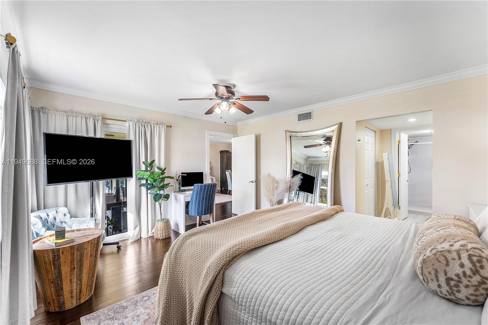 REPUBLIC SQUARE CONDO - Residential