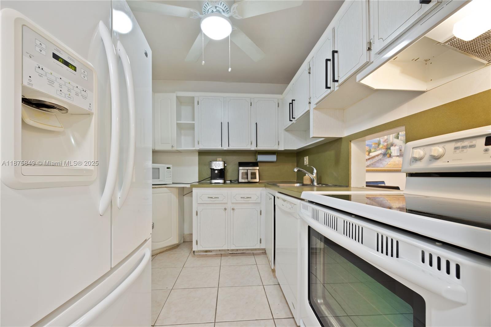 OAKBROOK IV V VI VII COND - Residential