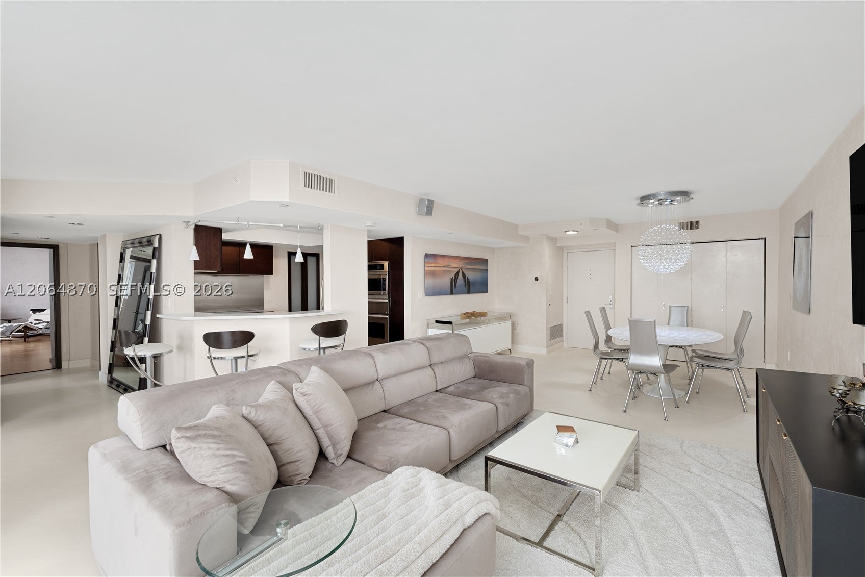 1900 Sunset Harbour Dr 2008