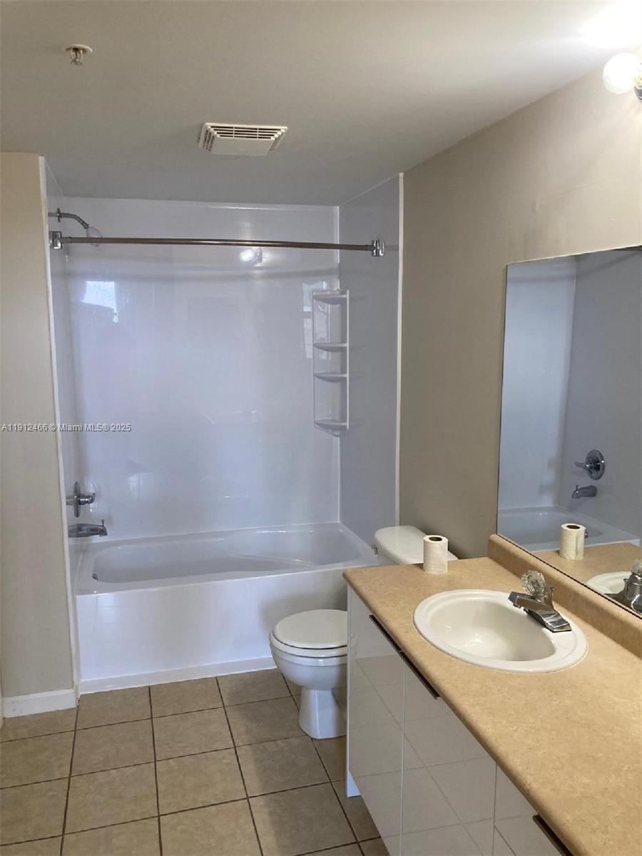 REGENT PARK CONDO - Residential