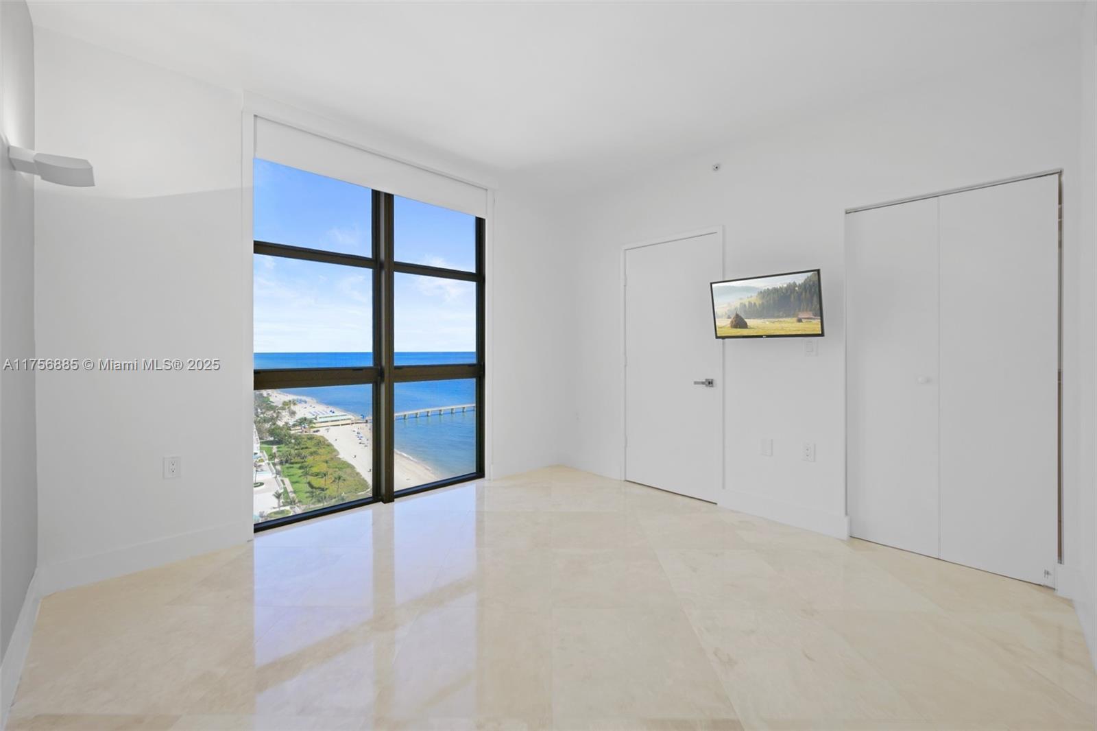 SAYAN CONDO - Residential Lease