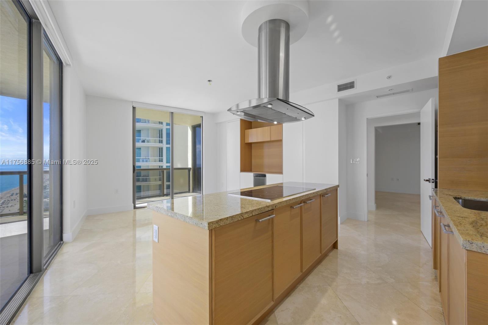 SAYAN CONDO - Residential Lease