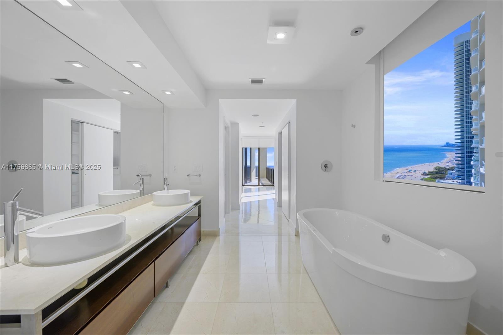 SAYAN CONDO - Residential Lease