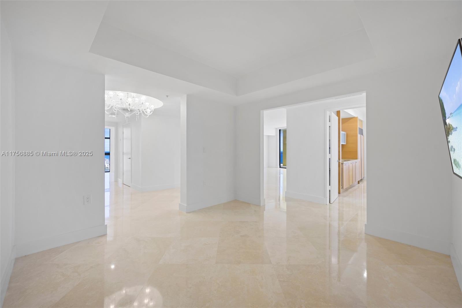 SAYAN CONDO - Residential Lease