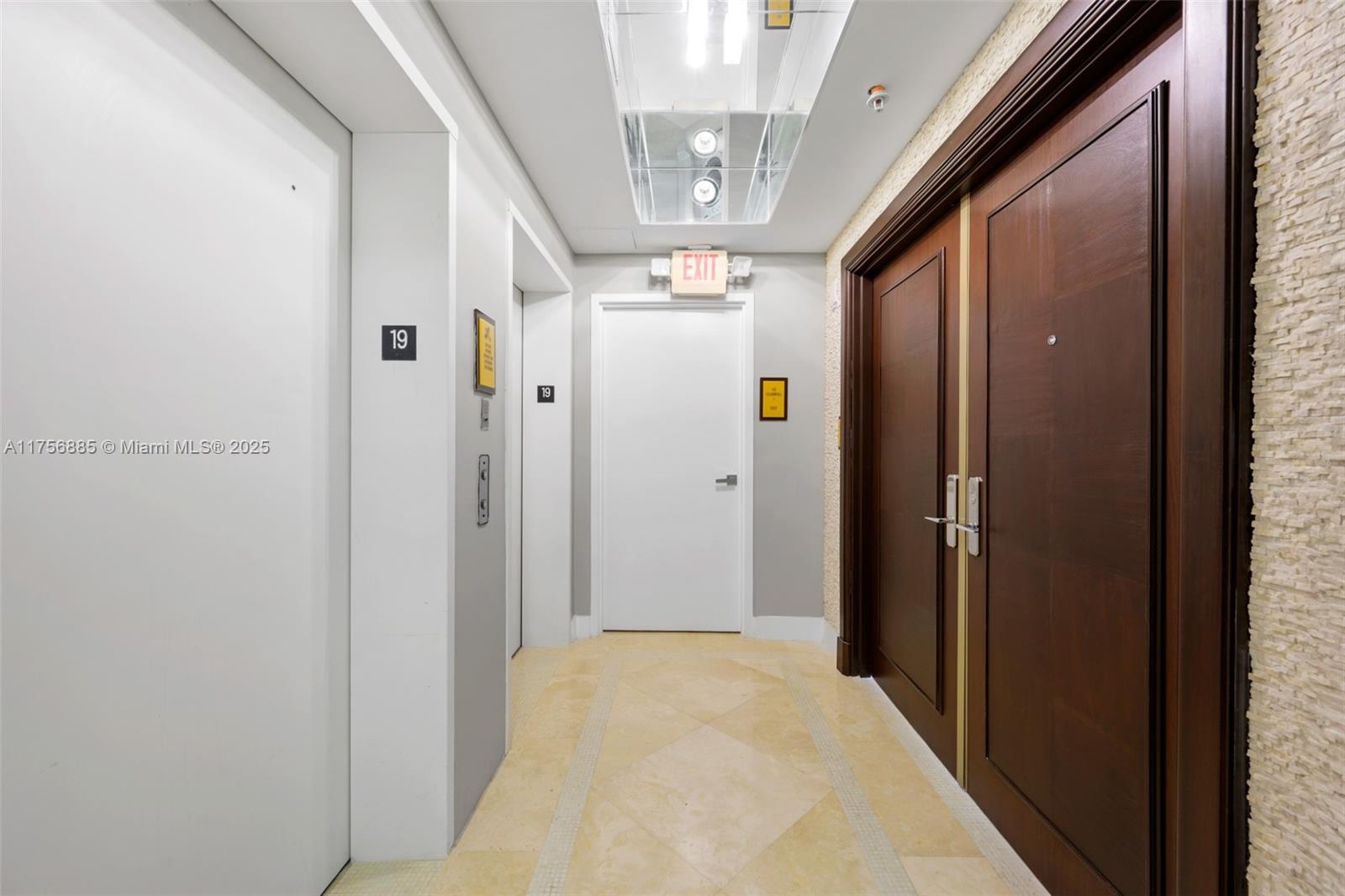 SAYAN CONDO - Residential Lease