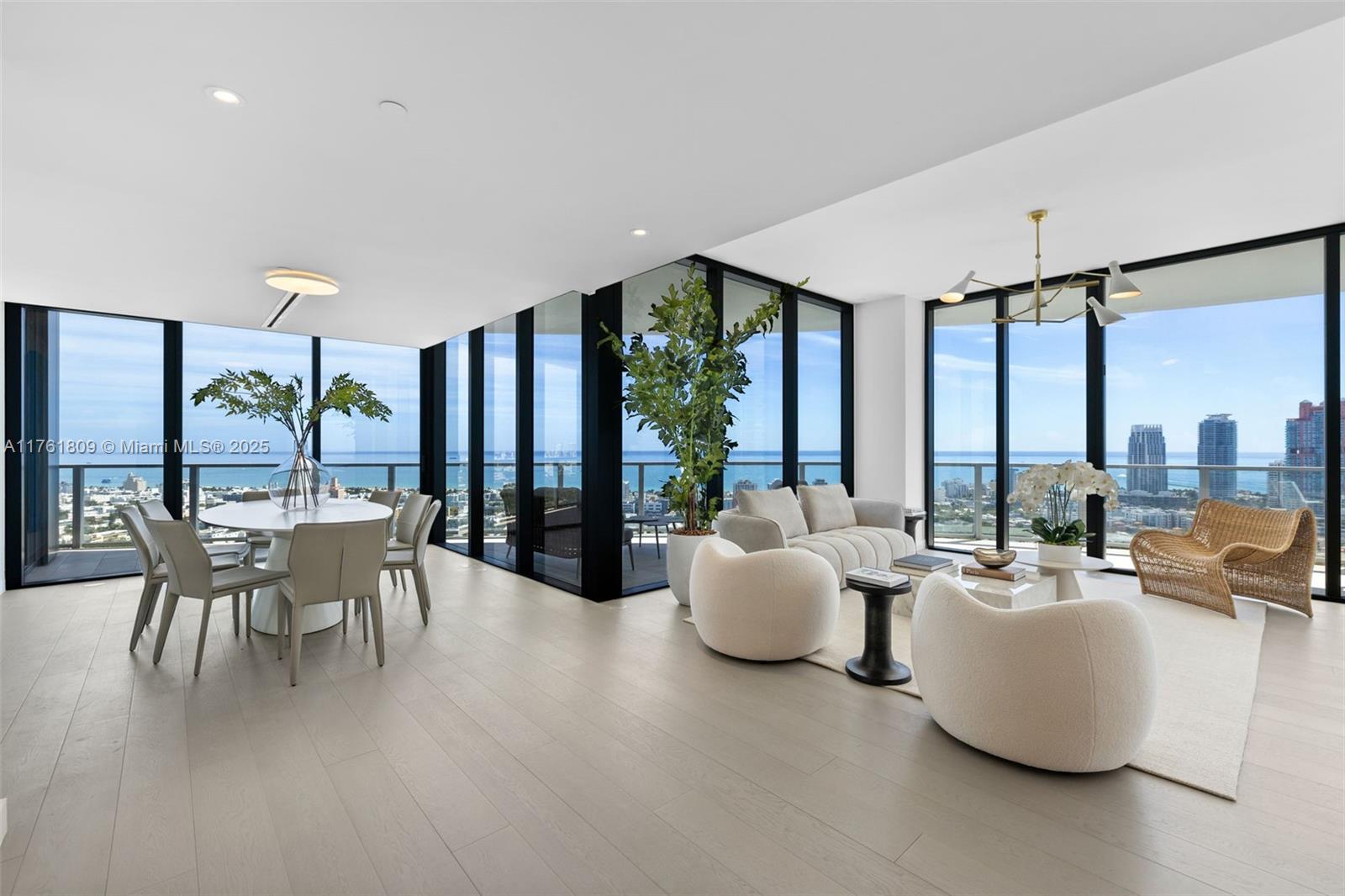 FIVE PARK - Residential