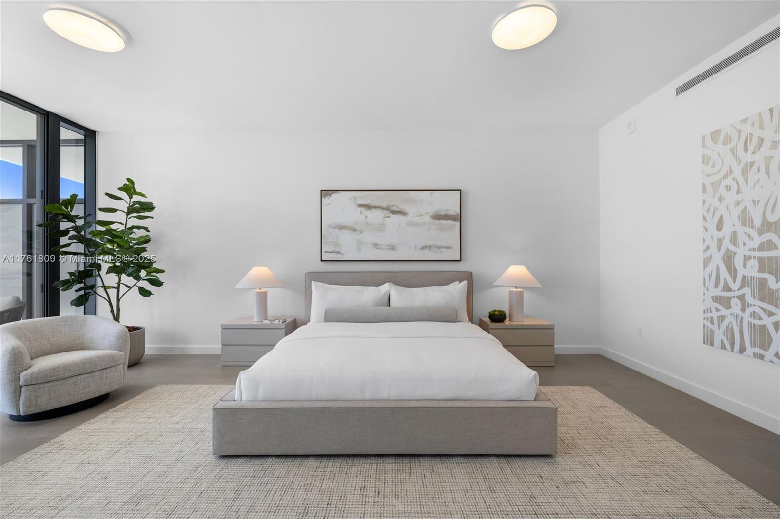 FIVE PARK - Residential