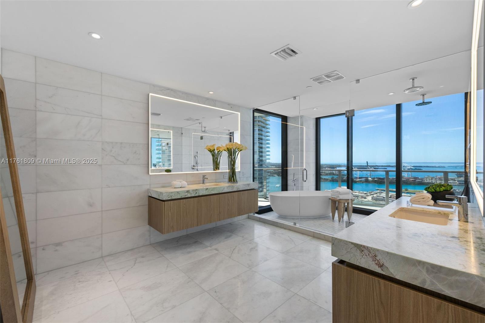 FIVE PARK - Residential