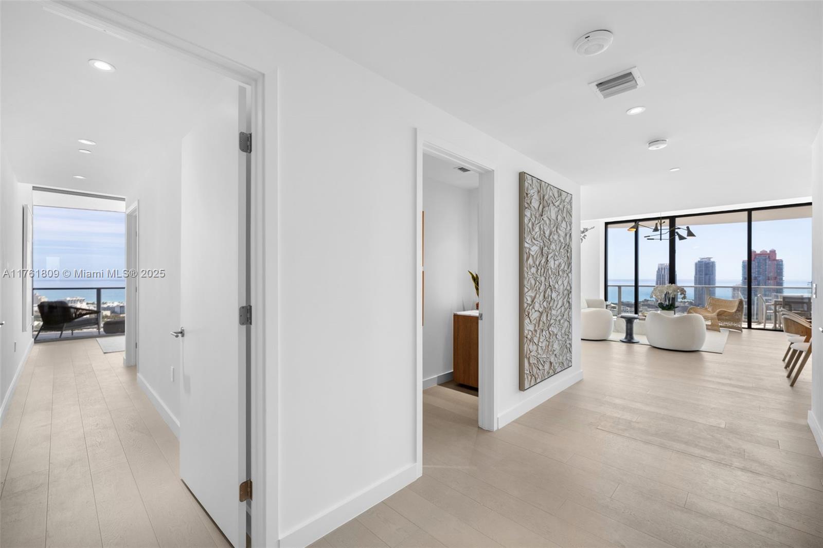 FIVE PARK - Residential