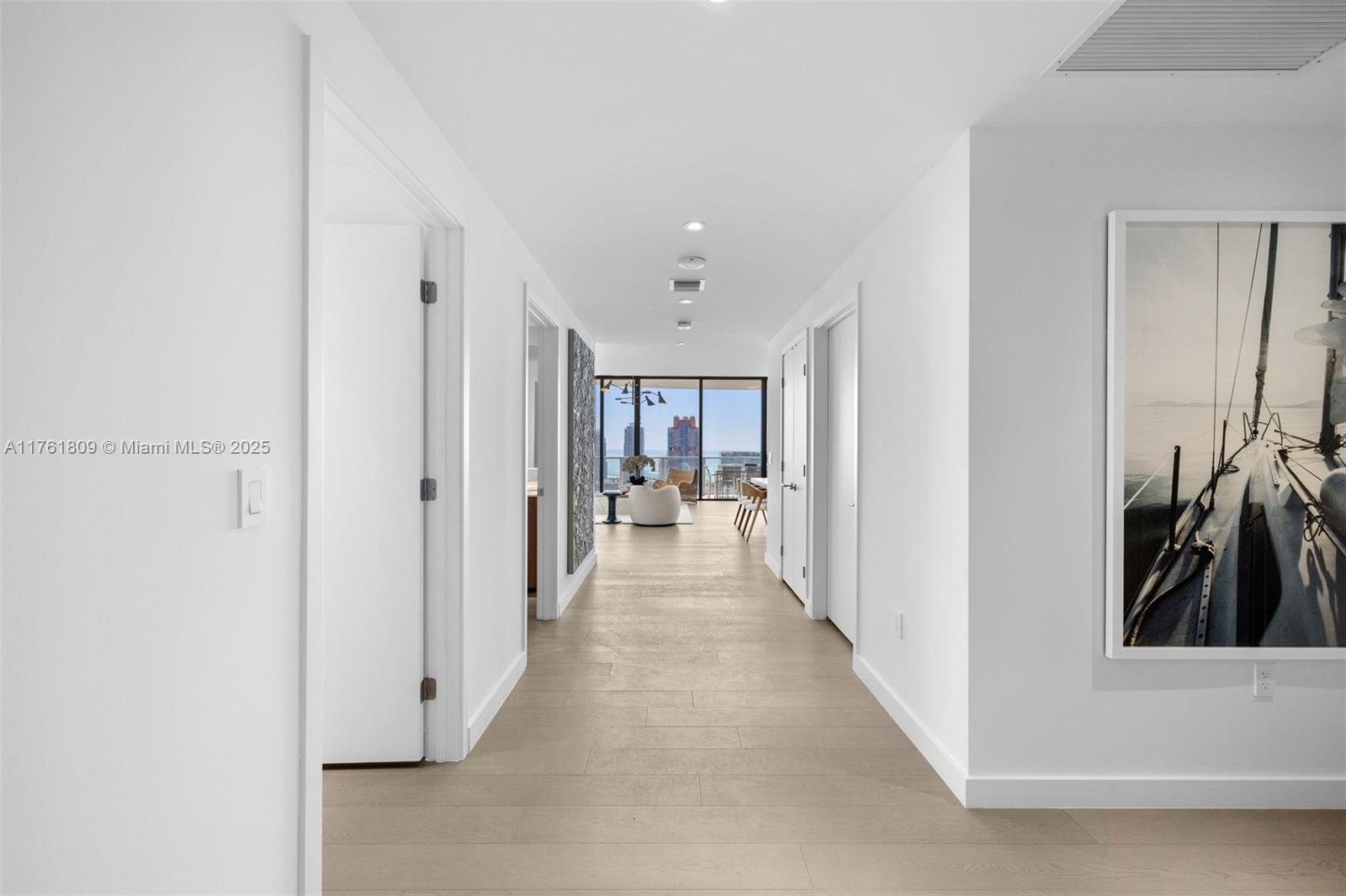 FIVE PARK - Residential