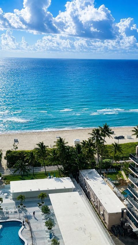 Tiny photo for Miami Beach, FL 33140 (MLS # A12026264)