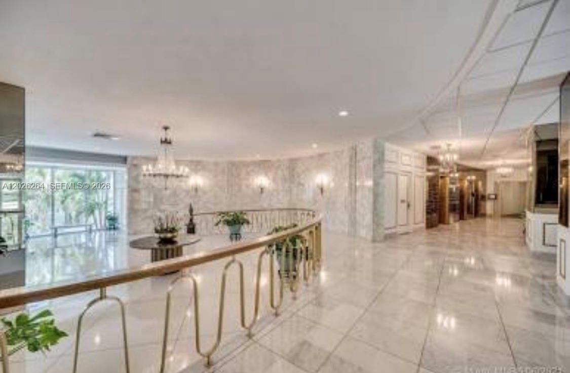IMPERIAL HOUSE CODNO - Residential