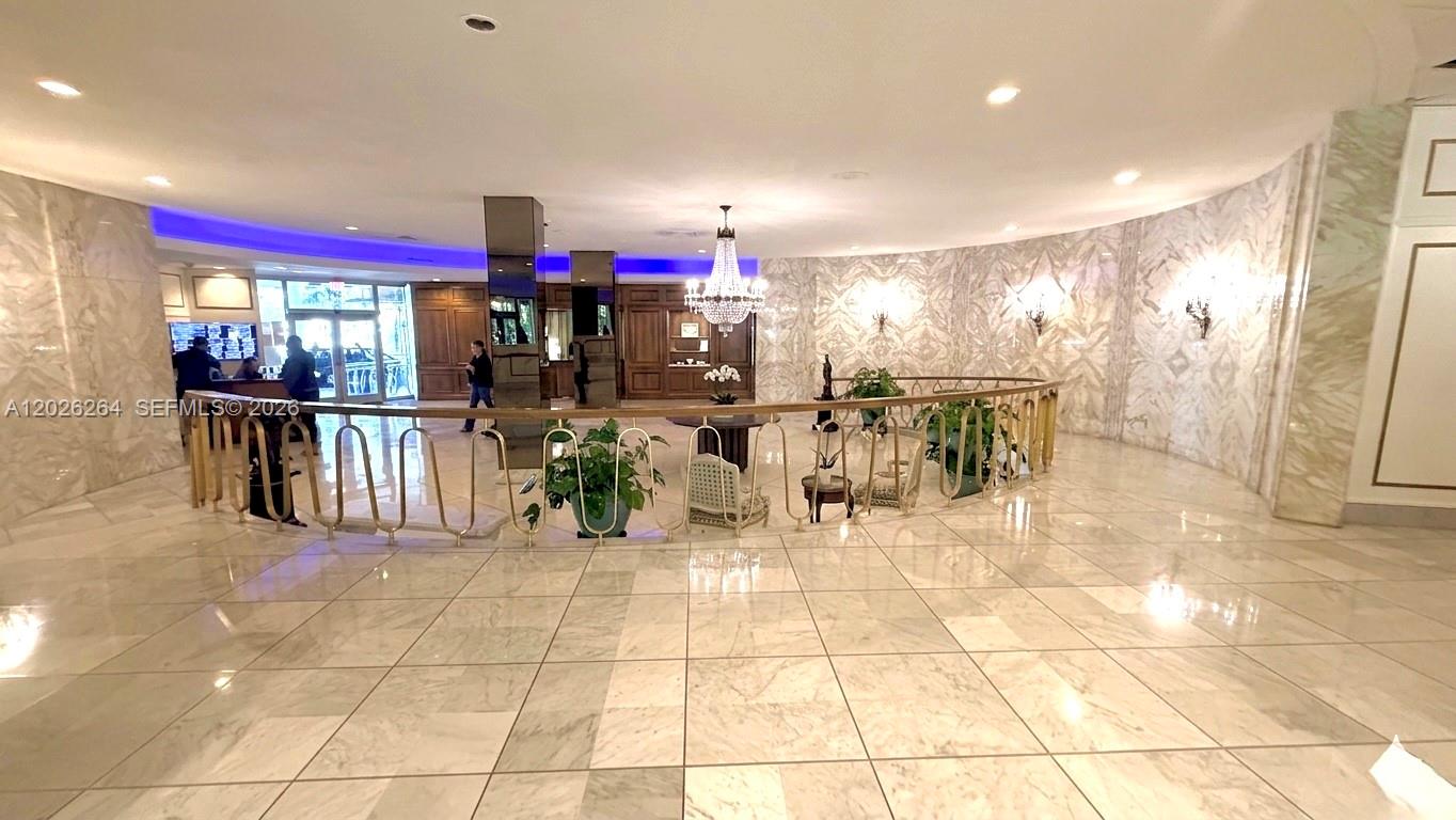 IMPERIAL HOUSE CODNO - Residential
