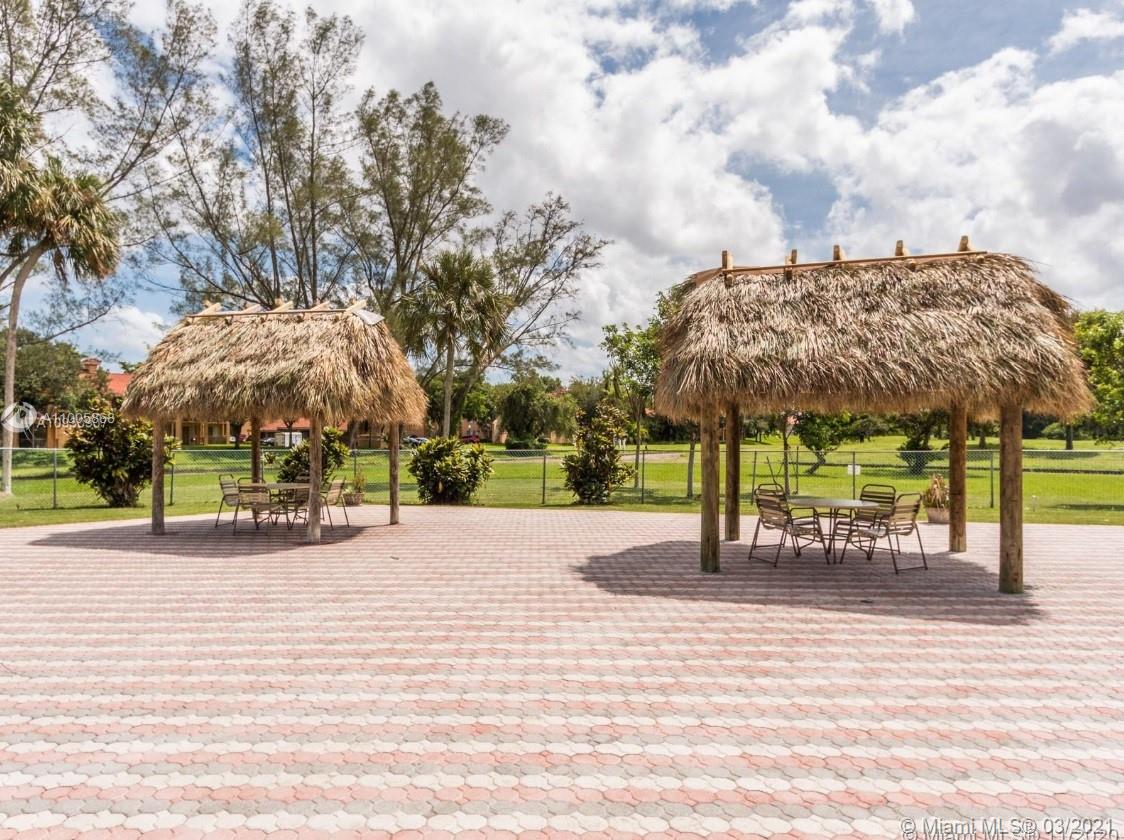 HOLIDAY SPRINGS VILLAGE 1 - Residential