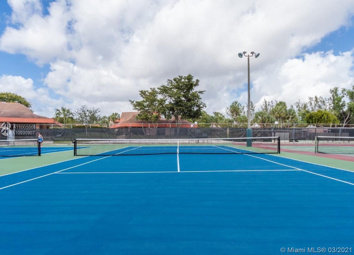 HOLIDAY SPRINGS VILLAGE 1 - Residential