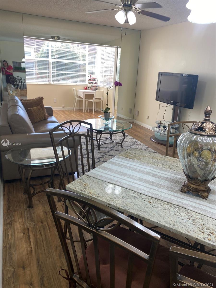 HOLIDAY SPRINGS VILLAGE 1 - Residential