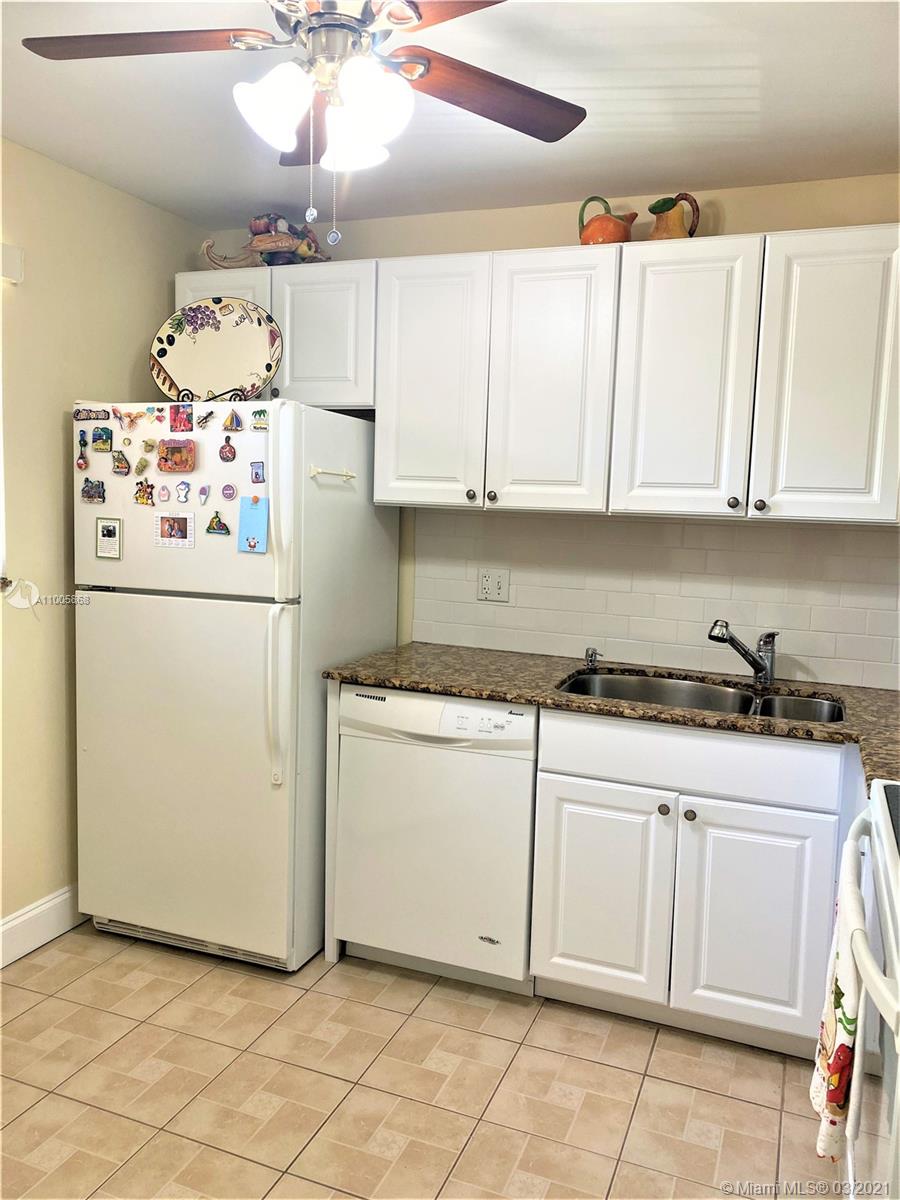 HOLIDAY SPRINGS VILLAGE 1 - Residential