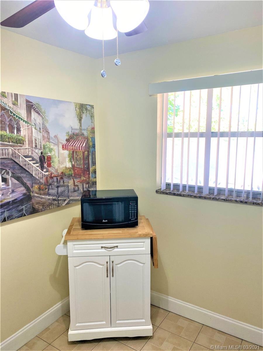 HOLIDAY SPRINGS VILLAGE 1 - Residential