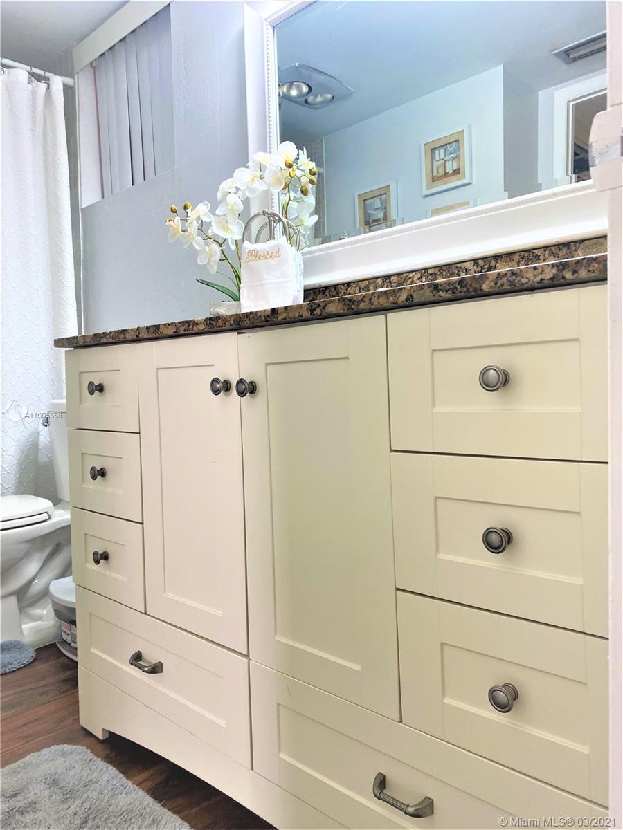 HOLIDAY SPRINGS VILLAGE 1 - Residential