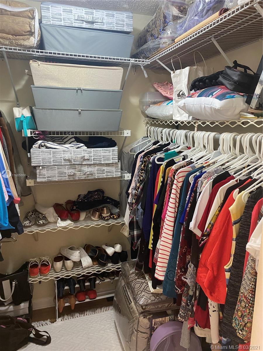 HOLIDAY SPRINGS VILLAGE 1 - Residential