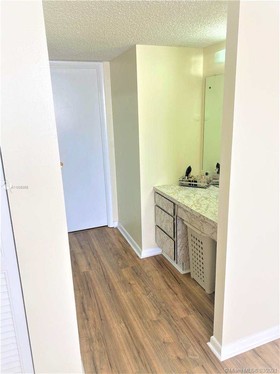 HOLIDAY SPRINGS VILLAGE 1 - Residential