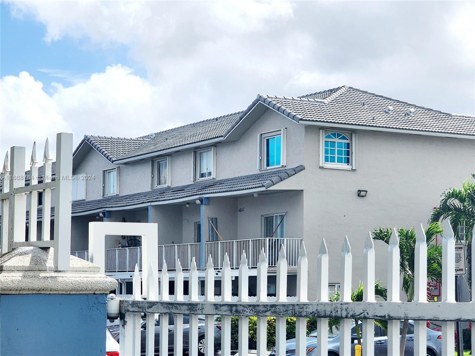 MISTY POINT VILLAS CONDO - Residential
