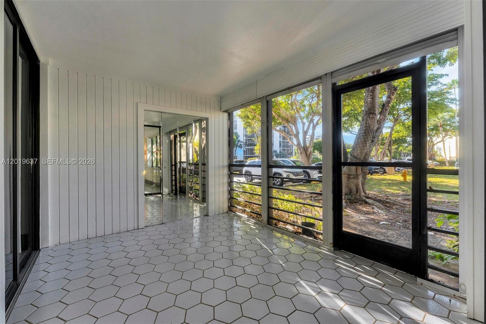 VILLA DORADA CONDO NO 2 - Residential