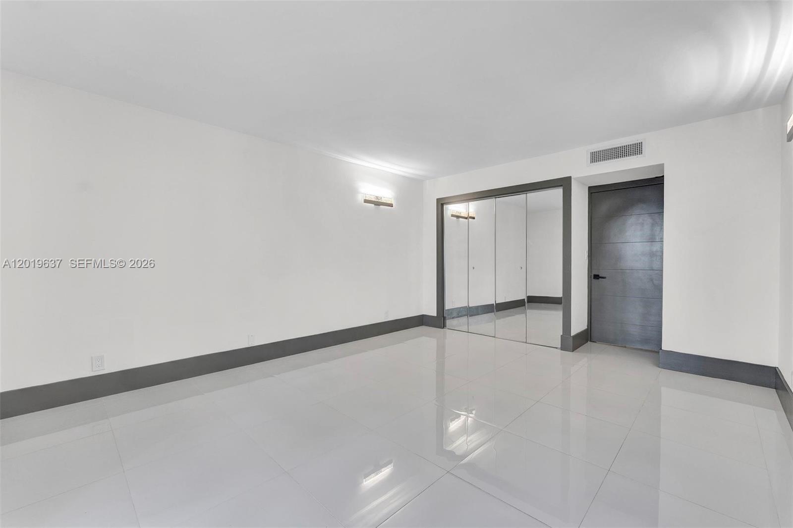 VILLA DORADA CONDO NO 2 - Residential