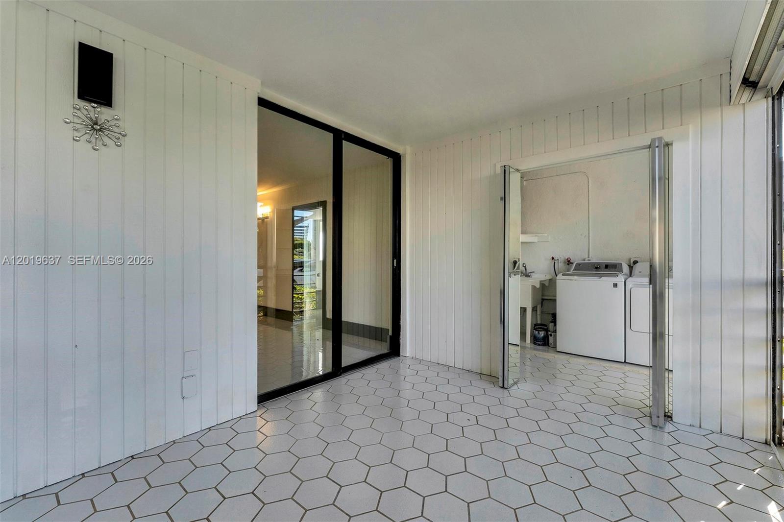 VILLA DORADA CONDO NO 2 - Residential