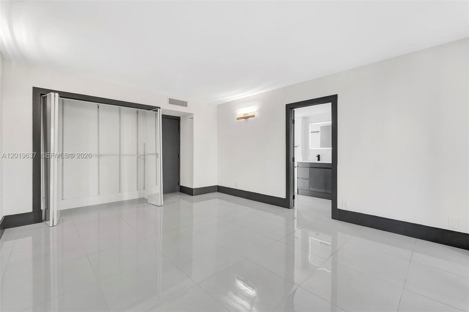 VILLA DORADA CONDO NO 2 - Residential