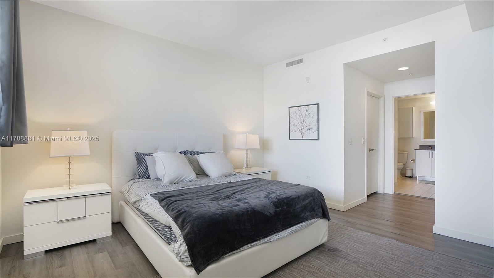 NINE AT MARY BRICKELL VILL - Residential