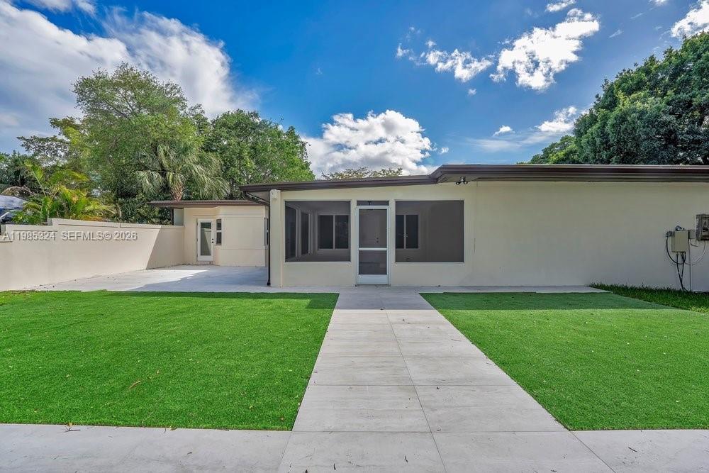 COUNTRY CLUB ESTATES UNIT - Residential