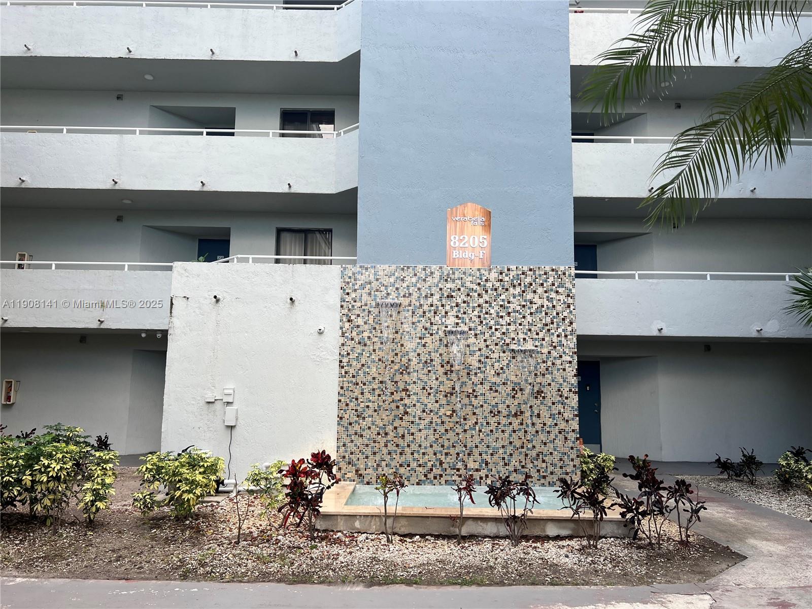 VERABELLA FALLS CONDO - Residential Lease