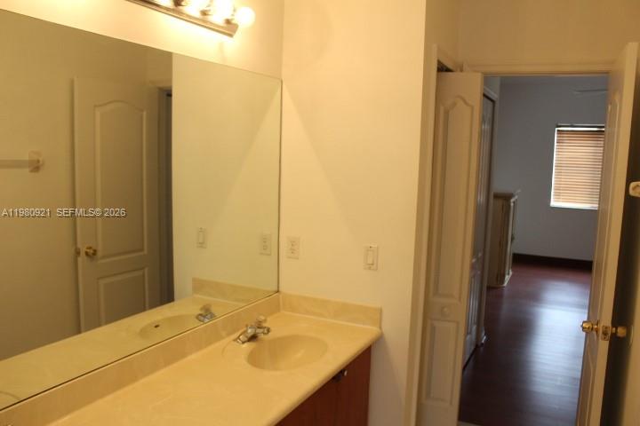 POD 1 AT MONARCH LAKES - Residential
