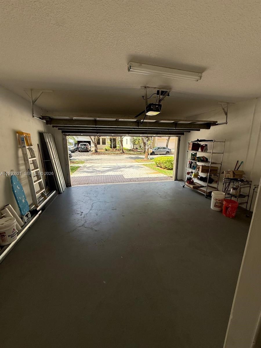 POD 1 AT MONARCH LAKES - Residential