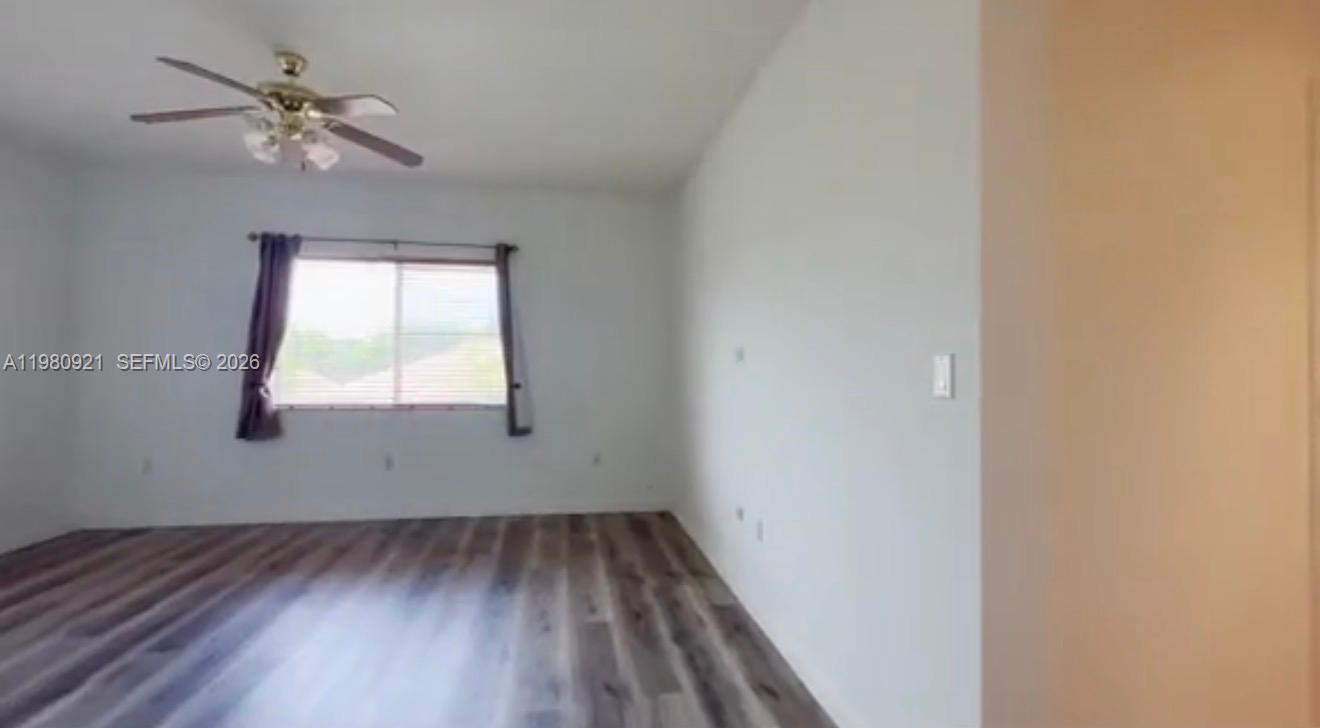 POD 1 AT MONARCH LAKES - Residential